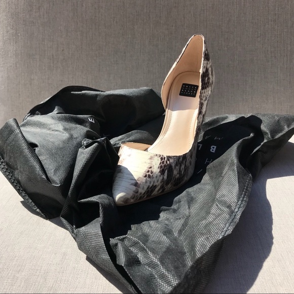 WHBM Portia Snakeskin Pumps - Picture 6 of 6